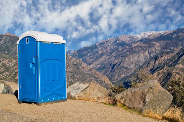 Types of Portable Toilets We Offer in Leisure Knoll, NJ
